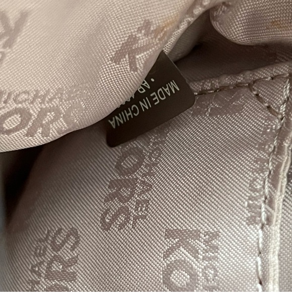 MICHAEL Michael Kors Brown Leather Small Messenger Bag - Picture 5 of 7